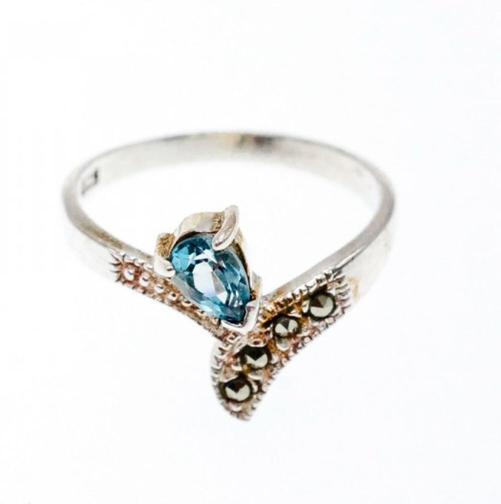 925 Sterling Silver Topaz & Marcasites Ring Size 10